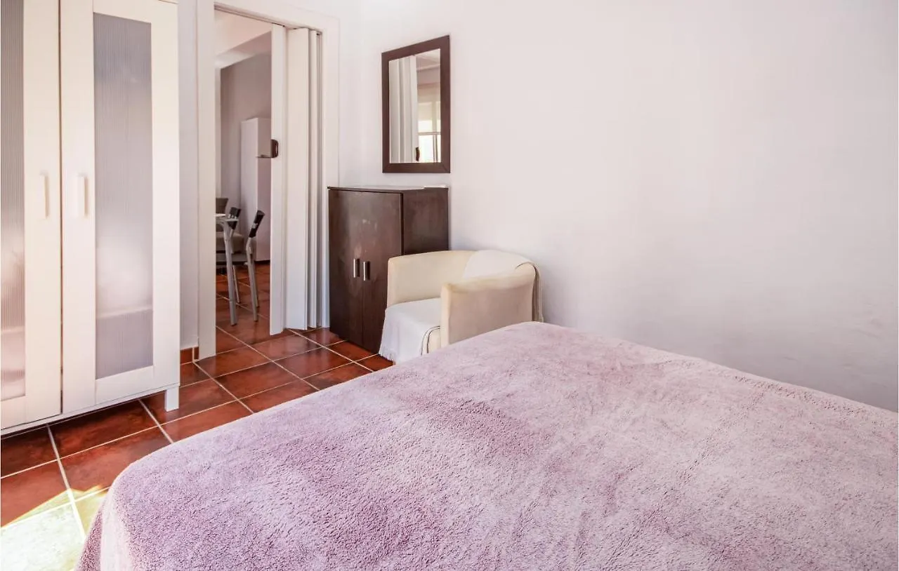 Stunning Apartment In Fuengirola With Wifi